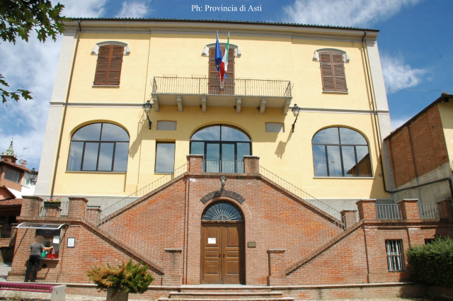 Paolo Luotto Civic Library (Biblioteca Civica Paolo Luotto)